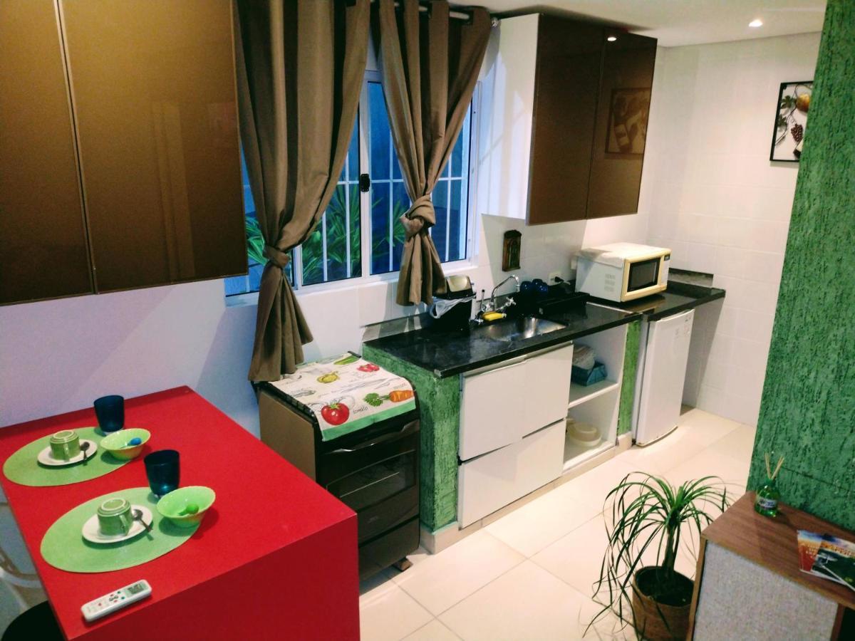 Ideal - Estudios Mobiliados, Ar-condicionado E Cozinha Apartamento Guarujá