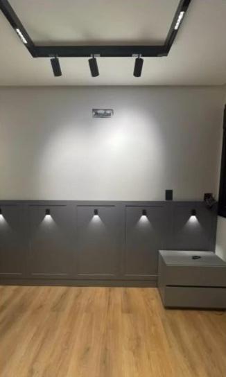 Apartamento Ideal - Estudios Mobiliados, Ar-condicionado E Cozinha *